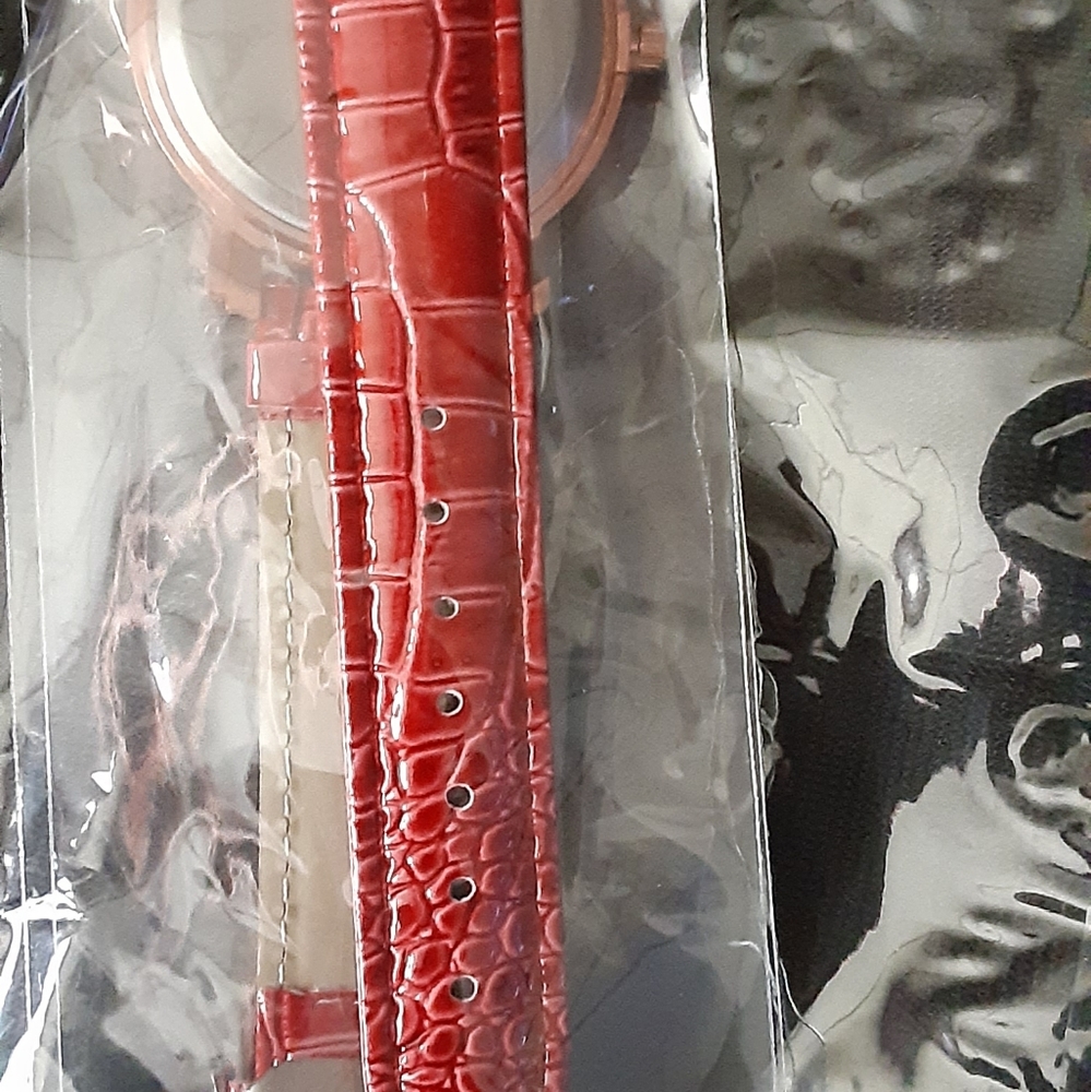 Watch - Picture 5 of 5